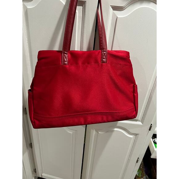 Ricardo Beverly Hills Red Travel Tote Bag Carry On Shoulder Laptop Pocket - Picture 8 of 9